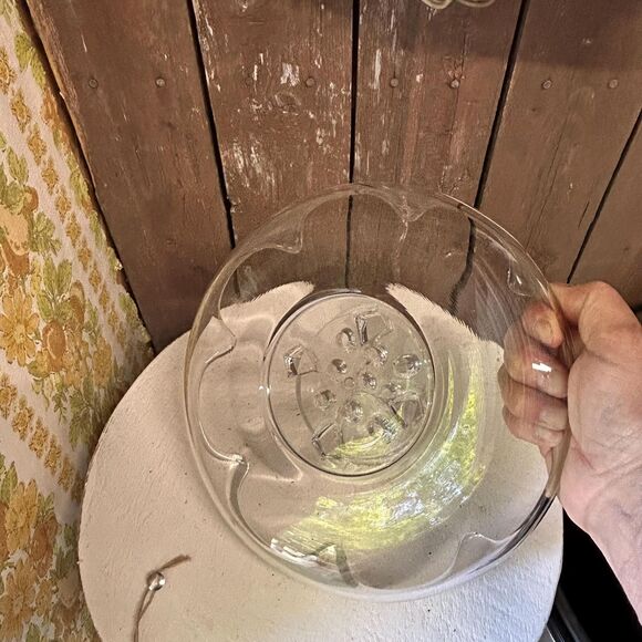 Vintage Glass Flower Frog Bowl, Clear Glass Flower Arranging Dish Wavy Rim Decor - Picture 6 of 6